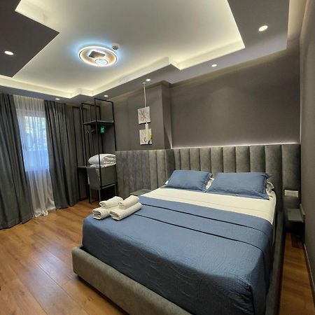 Peaky Hotel Durrës Kültér fotó
