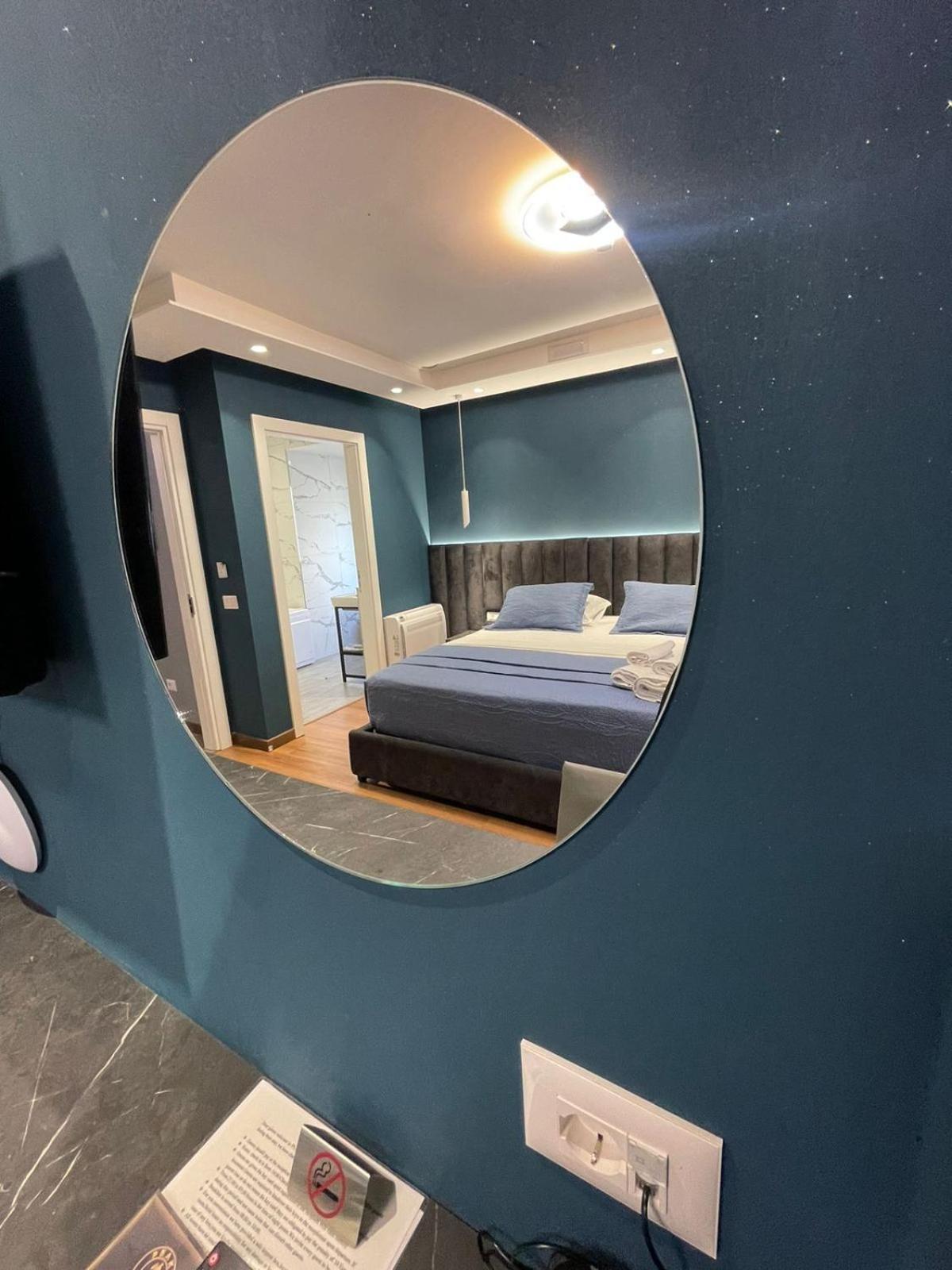 Peaky Hotel Durrës Kültér fotó