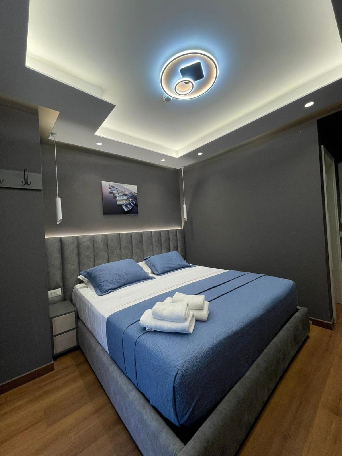 Peaky Hotel Durrës Kültér fotó
