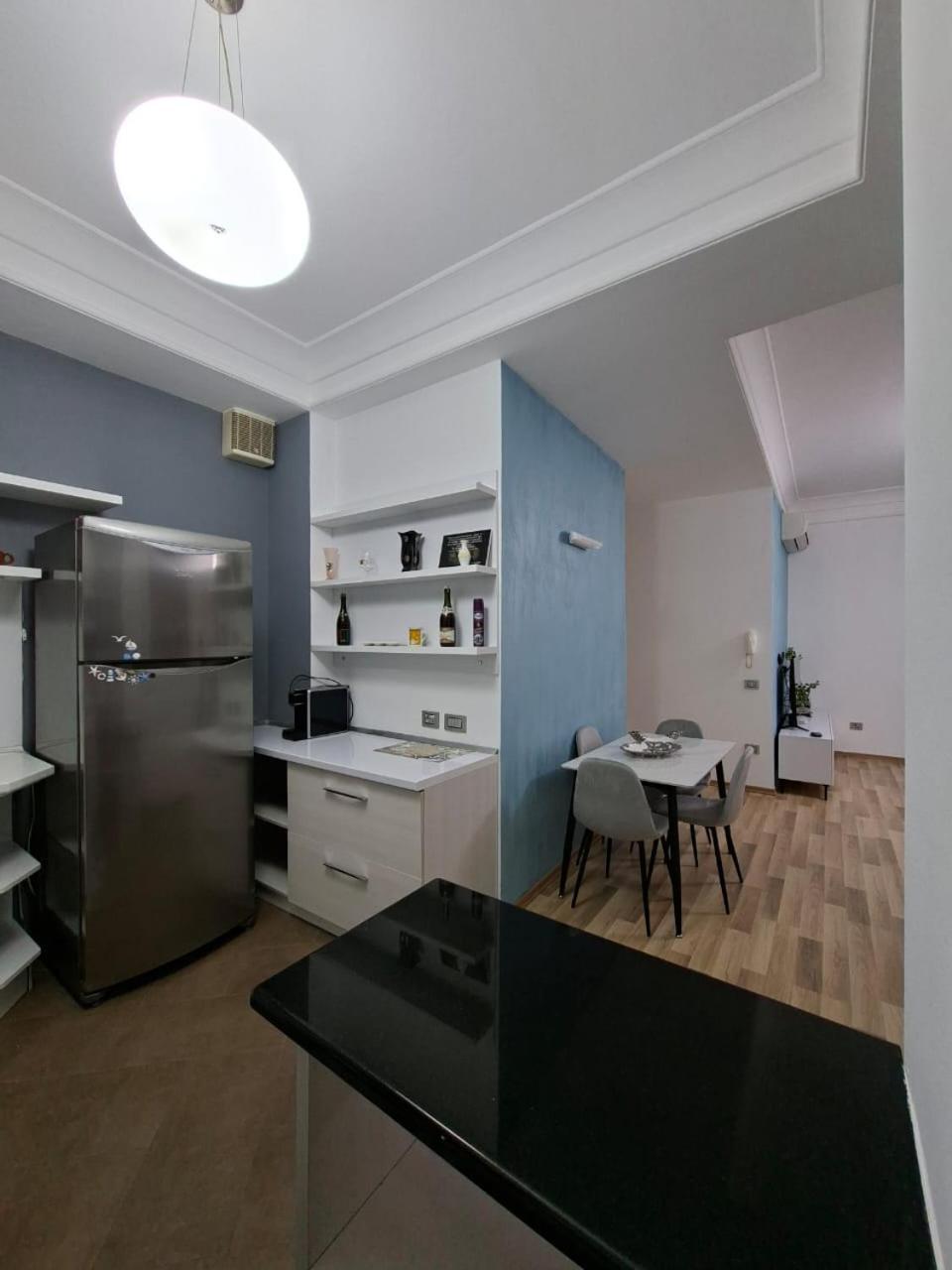 Peaky Hotel Durrës Kültér fotó