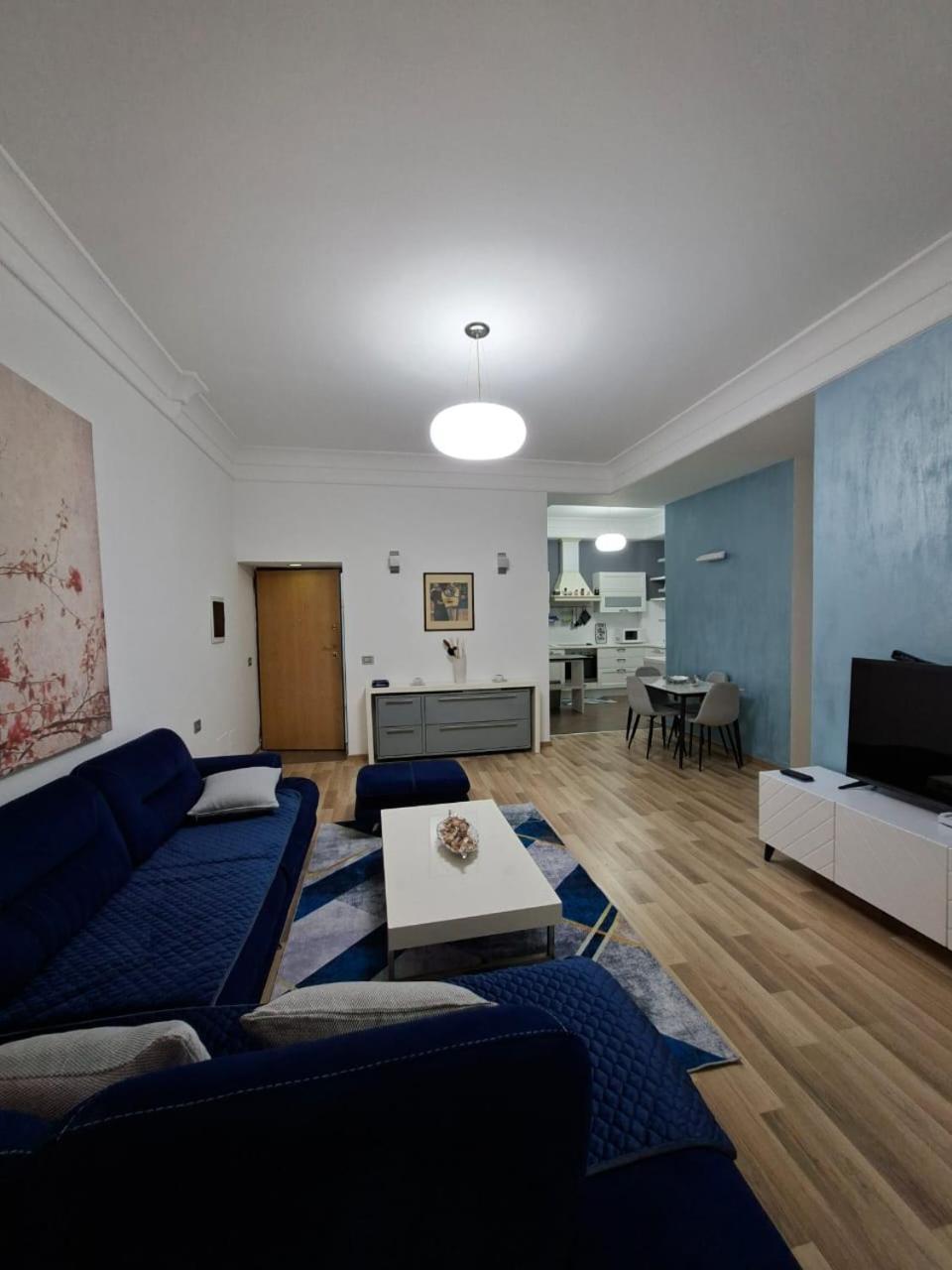 Peaky Hotel Durrës Kültér fotó